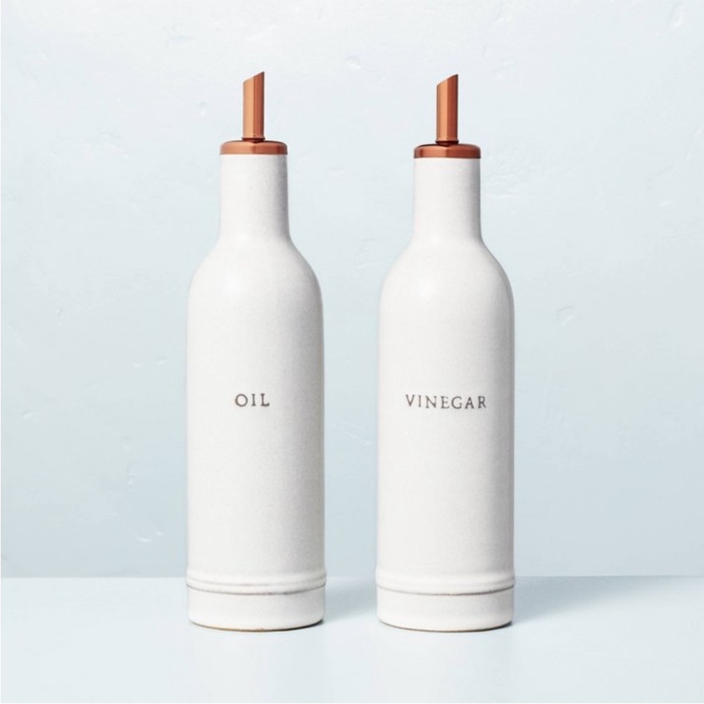 Oil & Vinegar set. Brand new! Same day shipping when possible!